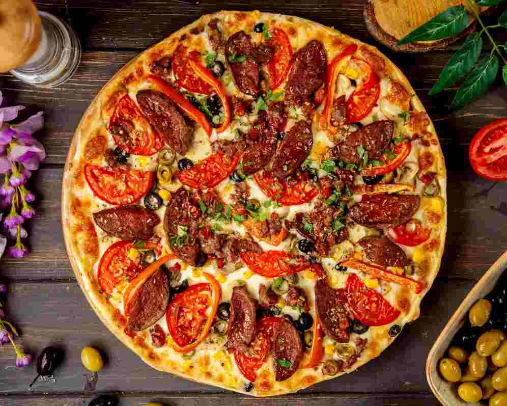 Italian Pizza Recipe Ideas: 7 Authentic Pizzas to Make at Home