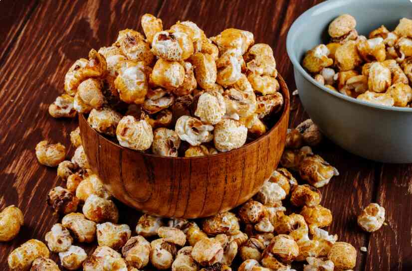 Easy Microwave Caramel Corn Recipe (No Baking Needed!)
