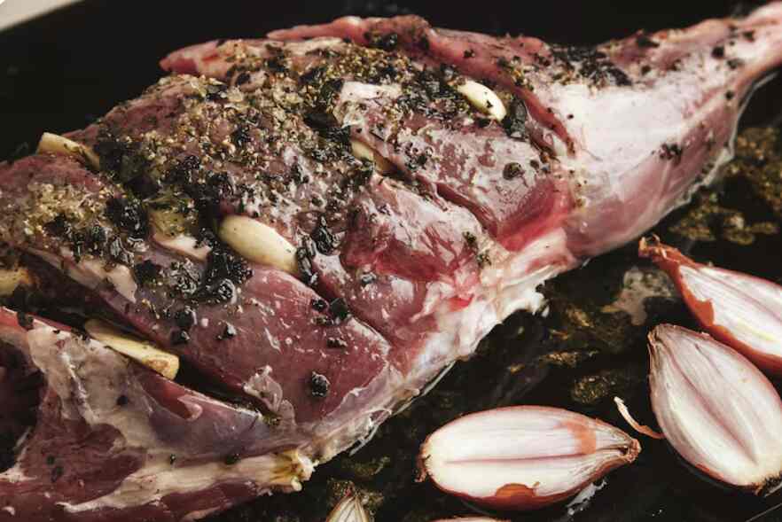 Garlic Herb Crusted Prime Rib: The Ultimate Classic Christmas Dinner